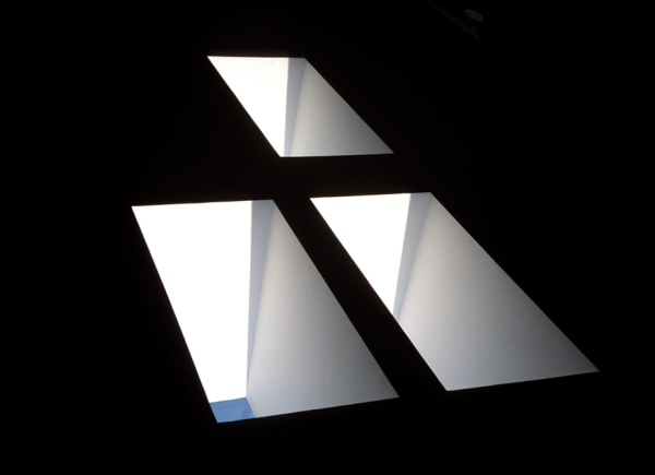 Skylight 05, 2002, C-Type print, plexiglass, alluminio, cm 84x125