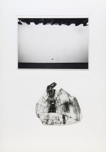 Dentro l’immagine, 1974, stampa originale e frammenti di gesso serigrafati, cm 50x35