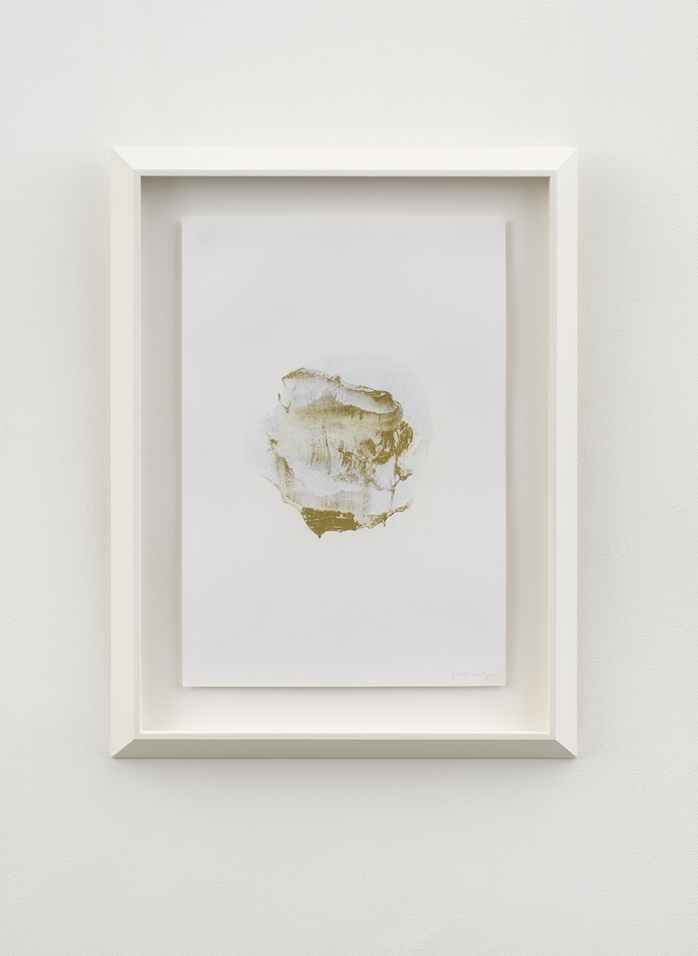 Macula, 2021, tempera mista e polvere di bronzo su carta, cm 48x33