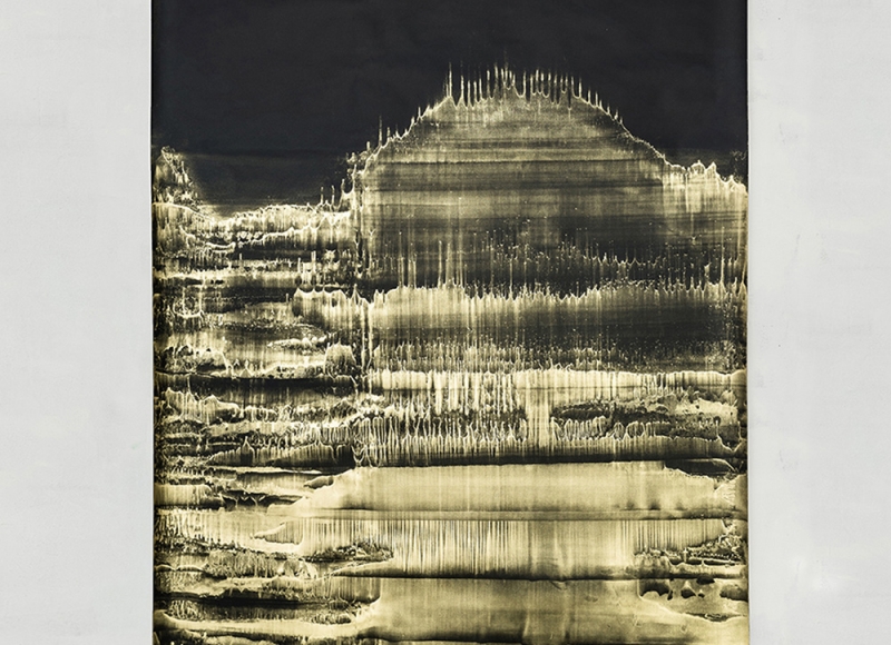 Open Eye - Il Risveglio, 2021, polvere di bronzo emulsionata su carta nera, cm 280x150